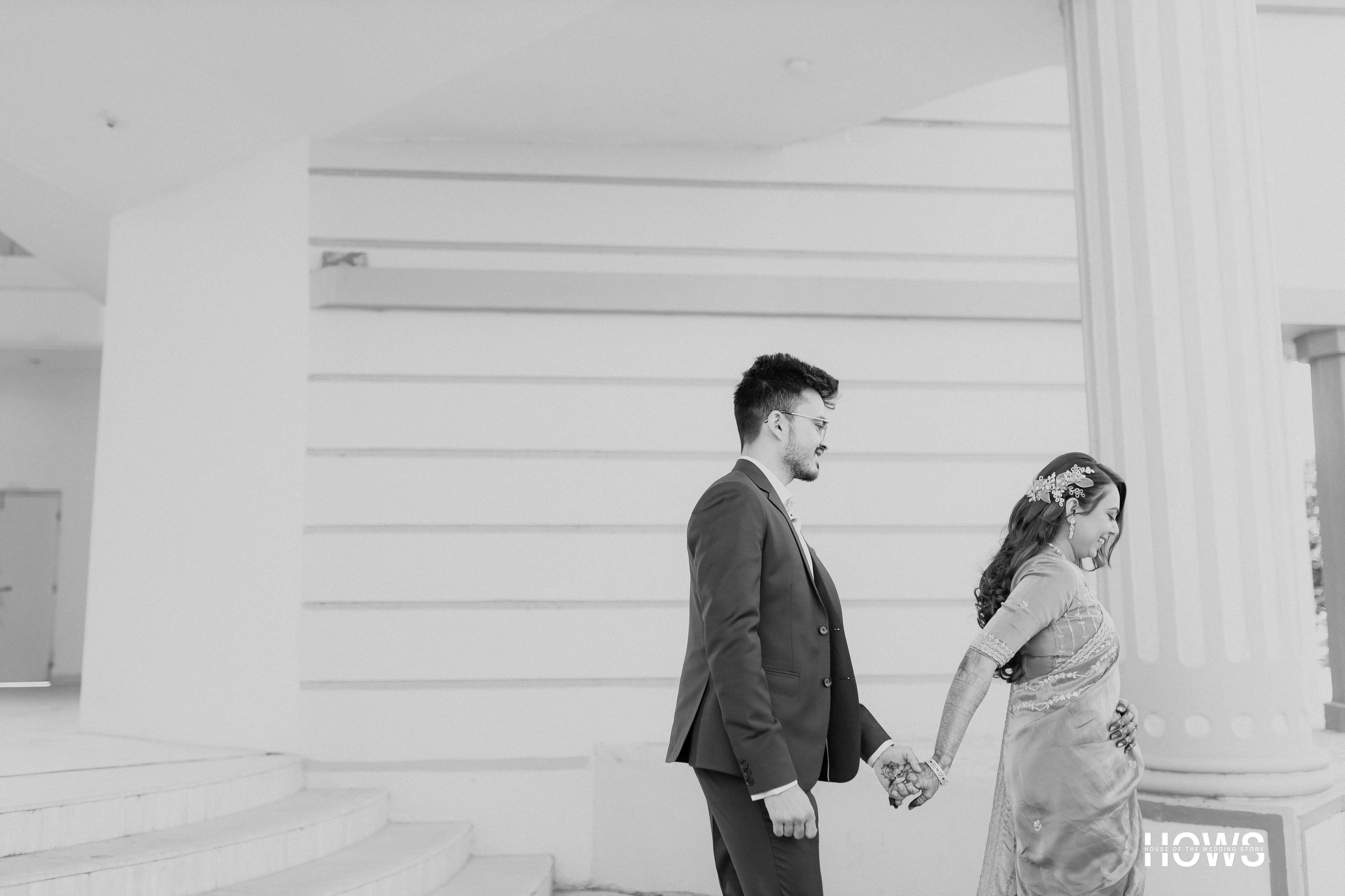 Black and white wedding photograph by House Of The Wedding Stories — photo 4