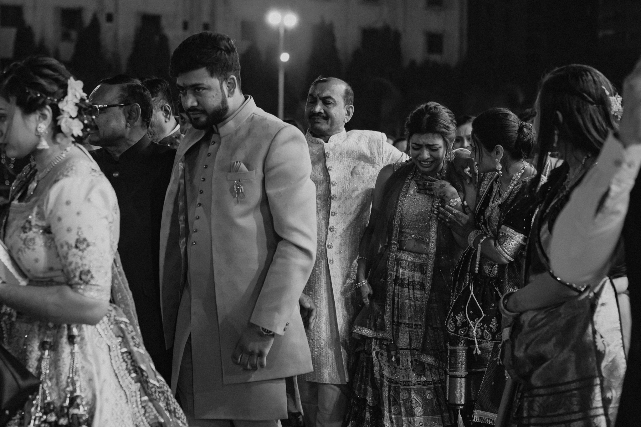 Black and white wedding photograph by House Of The Wedding Stories — photo 21