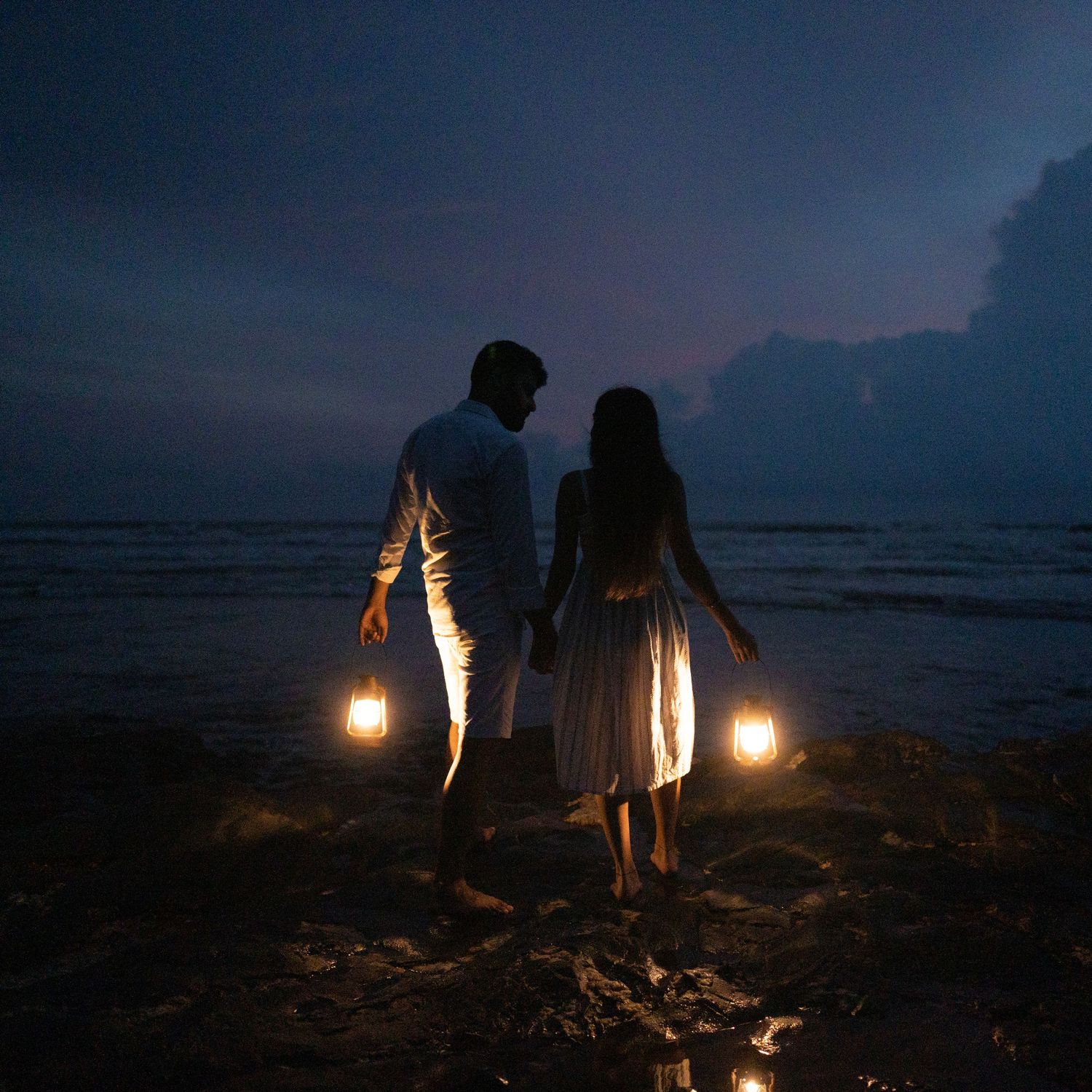 Couple with lanterns