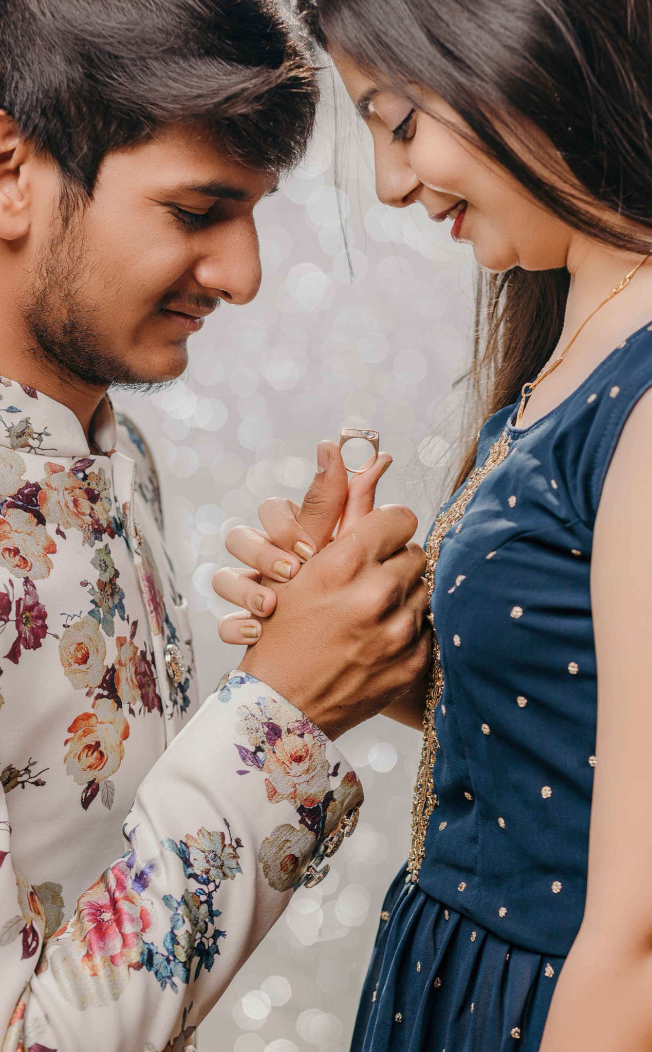 Couple portrait by House Of The Wedding Stories — photo 13