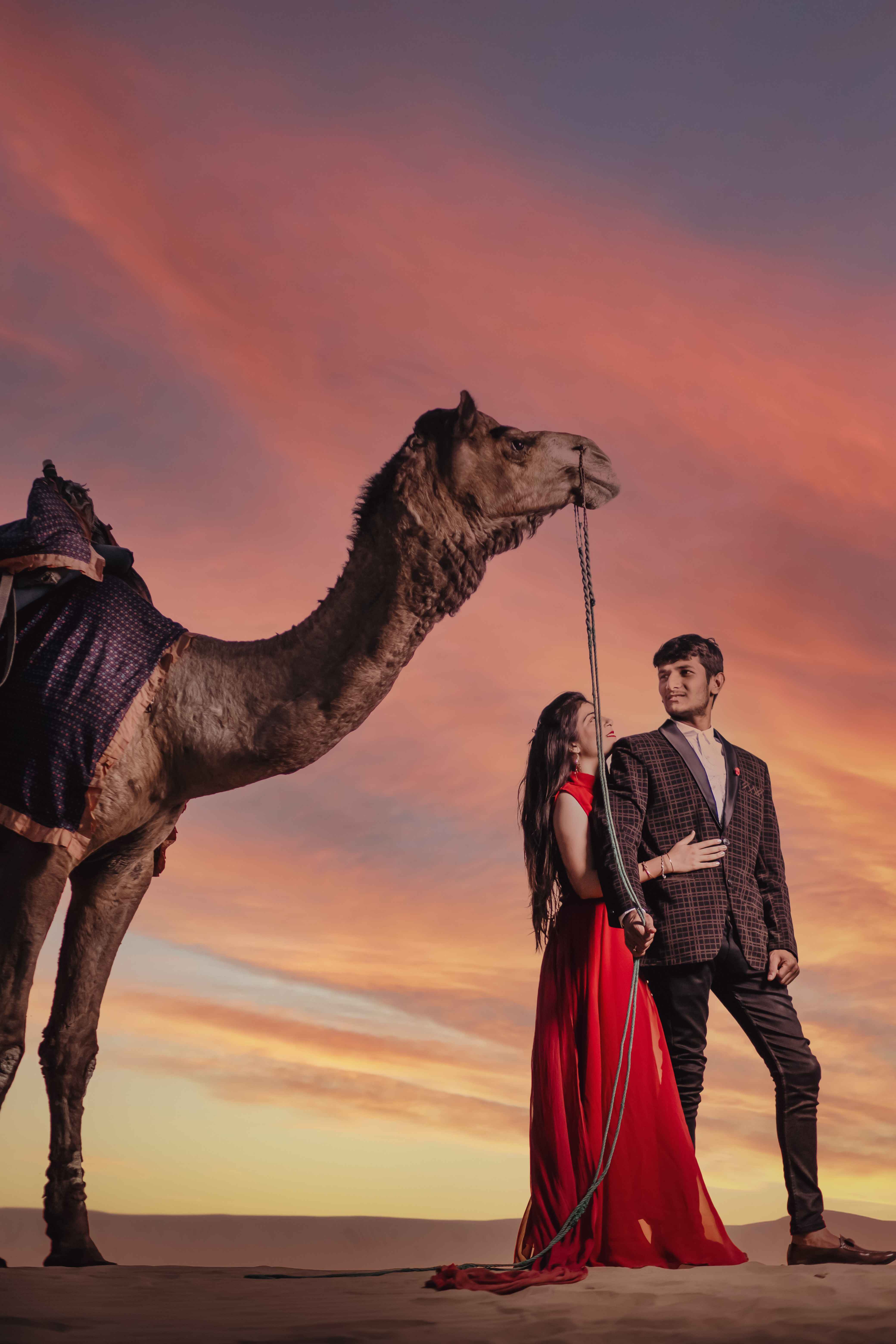 Couple portrait by House Of The Wedding Stories — photo 14