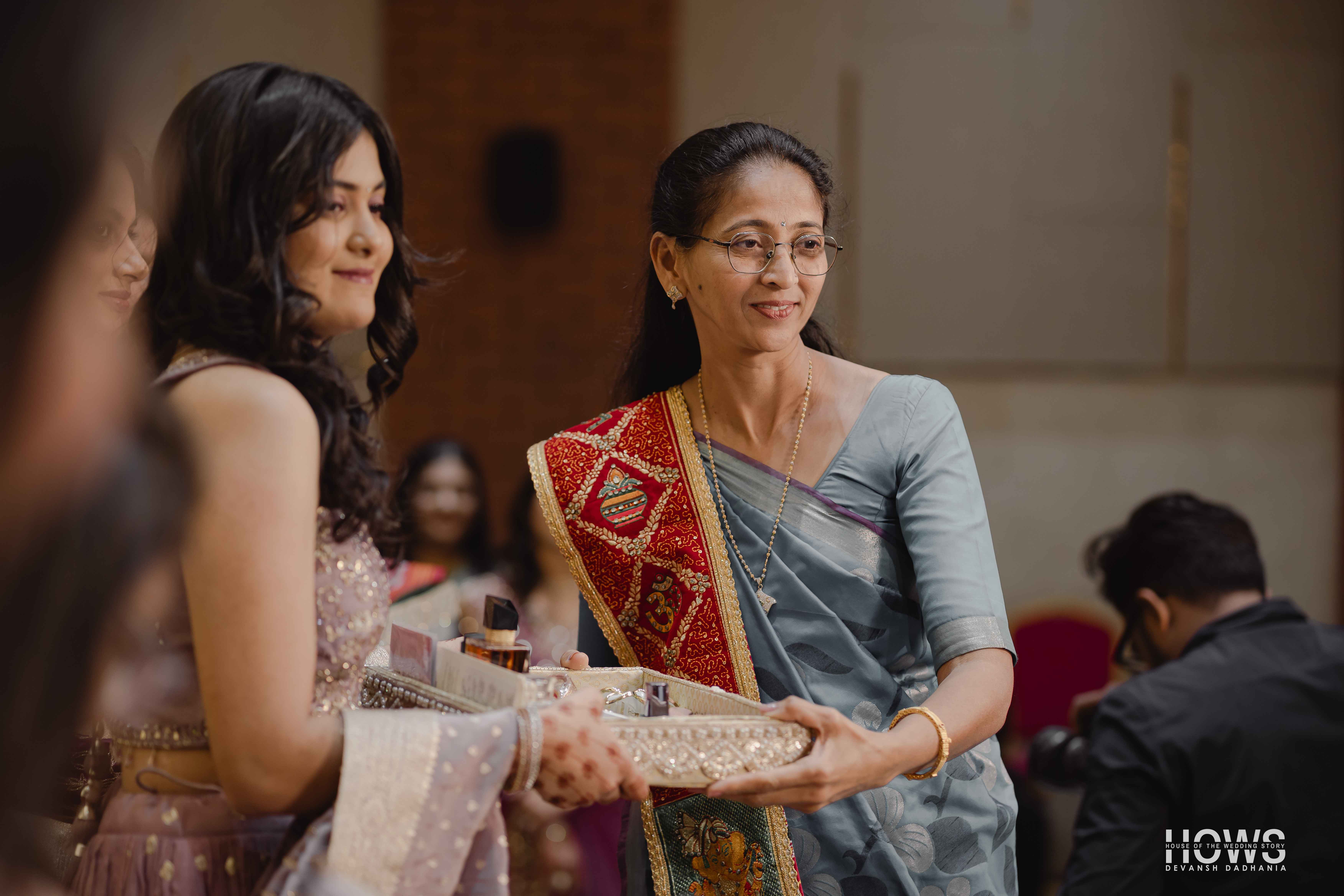 Vraj & Aachal — wedding photograph