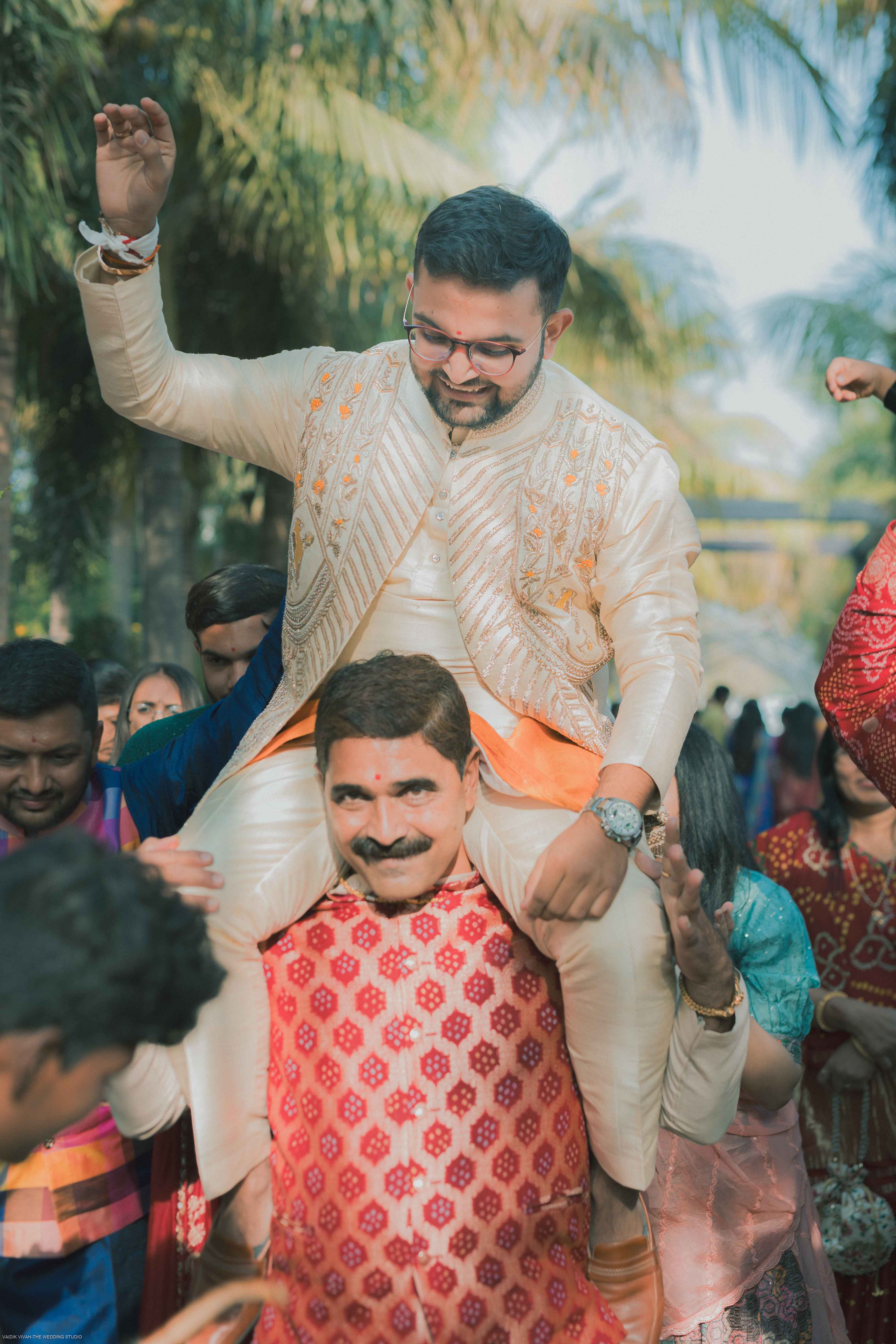 Viraj & Radhika — wedding photograph