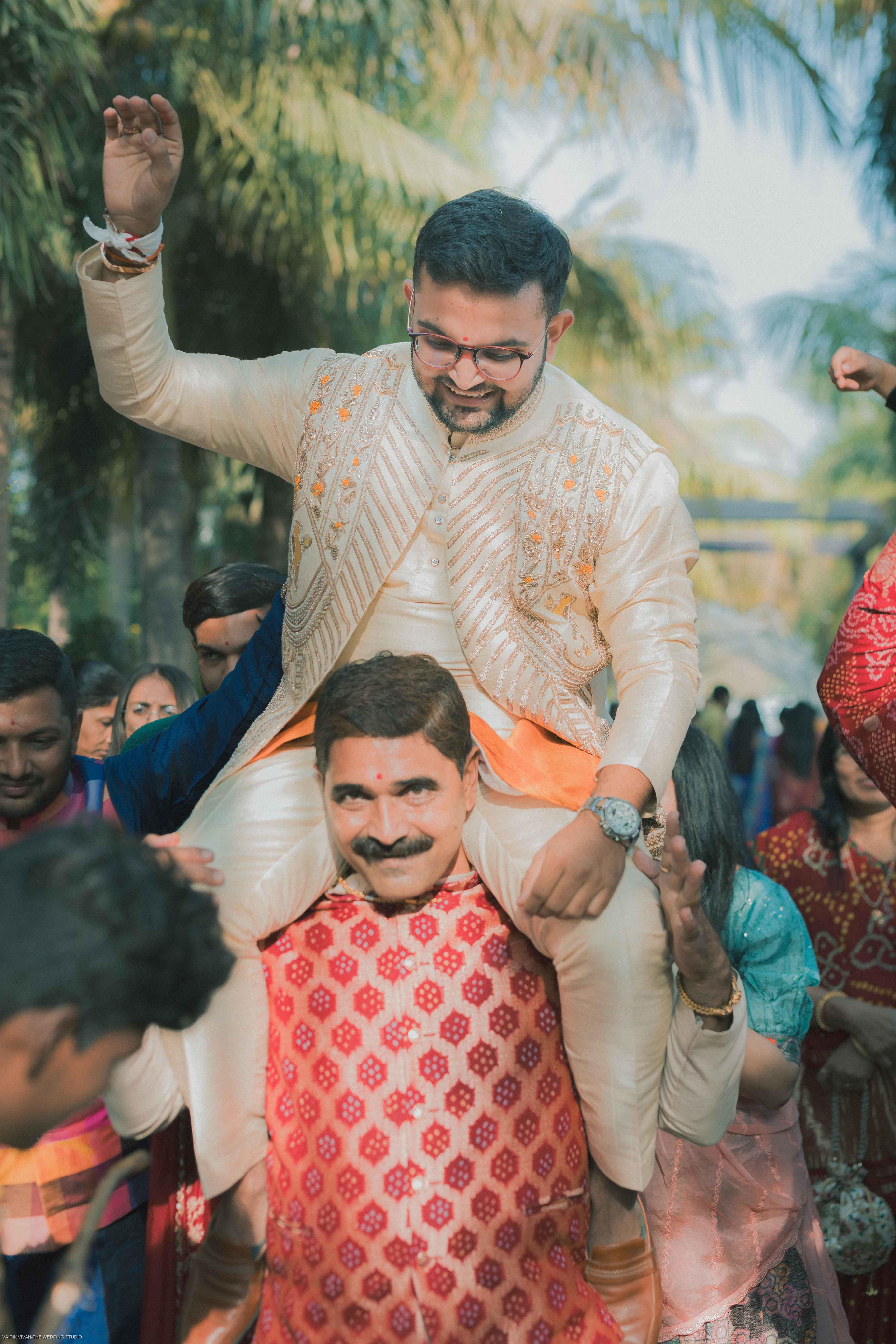 Viraj & Radhika — wedding photograph