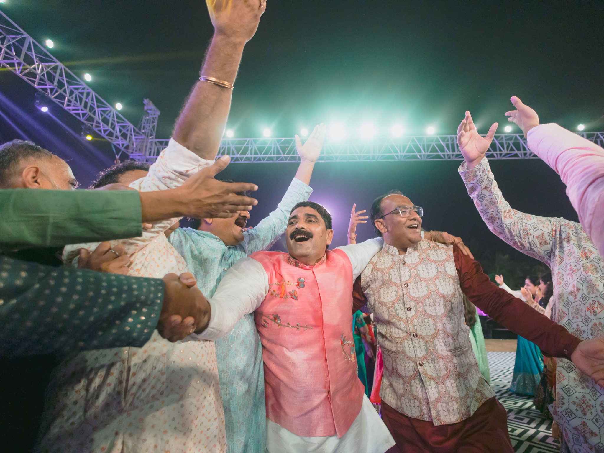 Viraj & Radhika — wedding photograph